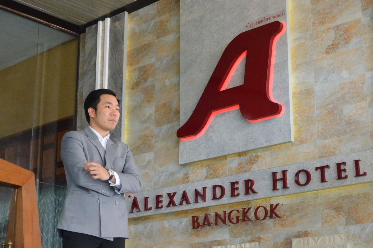 มากกว่าบริการคือเพื่อนคู่คิด เจาะลึกเบื้องหลังการจัดงานแต่งงานโดยผู้บริหารและทีมงาน โรงแรมอเล็กซานเดอร์ รามคำแหง (Alexander Hotel Bangkok)