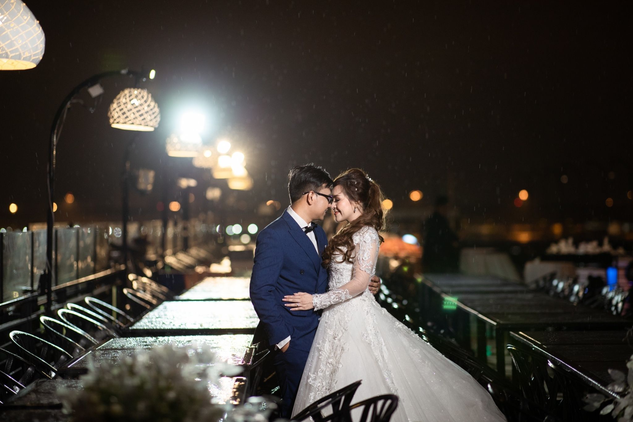 รีวิวแต่งงานบรรยากาศหวาน หวาน แสนประทับใจ ณ  Sky Bar 64 Suvarnabhumi Ville