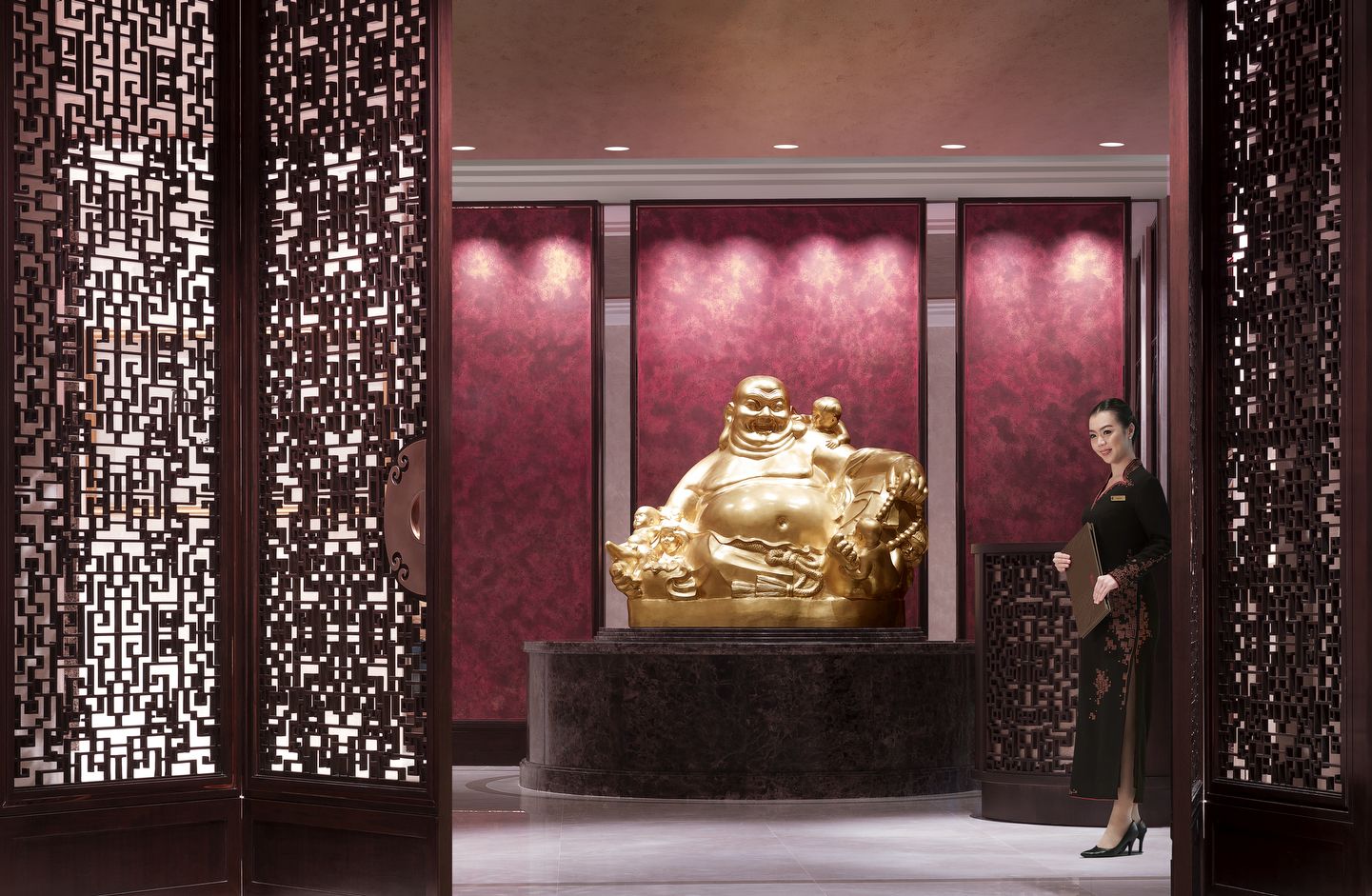 02.Shang Palace Restaurant Ambiance