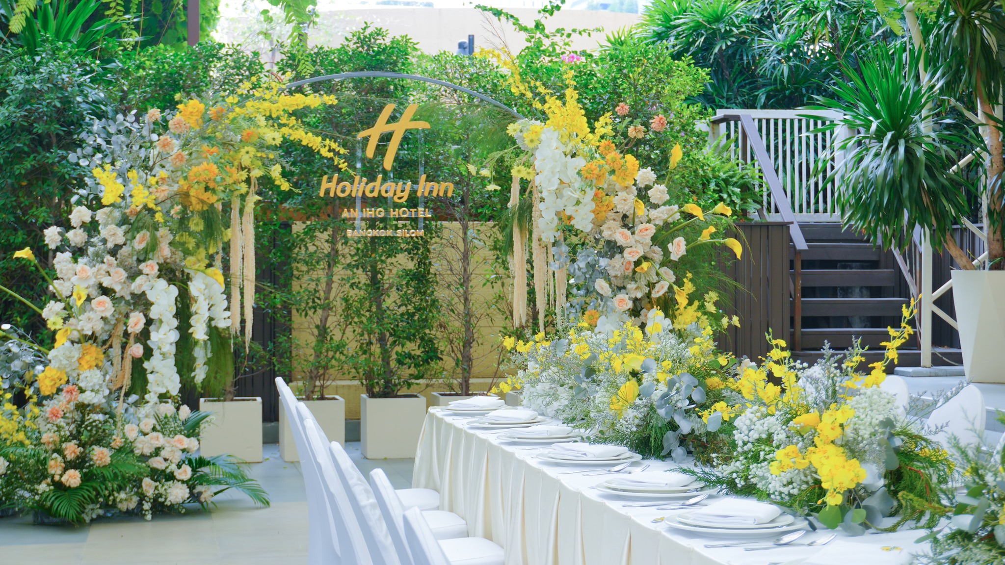 สถานที่แต่งงานกรุงเทพ Holiday inn Silom