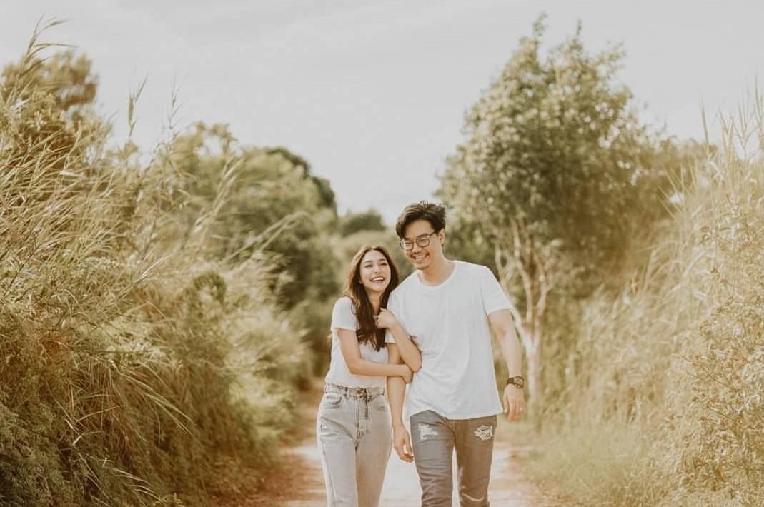 น้อยแต่ (รัก) มาก ส่องพรีเวดดิ้งหวานน้ำตาลไม่ต้องเติมของ 'มิว นิษฐา' และ 'ไฮโซเซ้นต์'