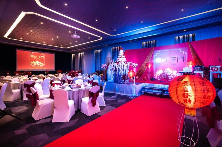 จัดงานแต่งงานโรแมนติกแบบชิค ๆ เป็นกันเอง ด้วยจำนวนแขกไม่เกิน 250 ท่าน ในโรงแรมสุดเก๋บนถนนข้าวสาร ณ โรงแรมไอบิส สไตล์ กรุงเทพ ข้าวสาร เวียงใต้