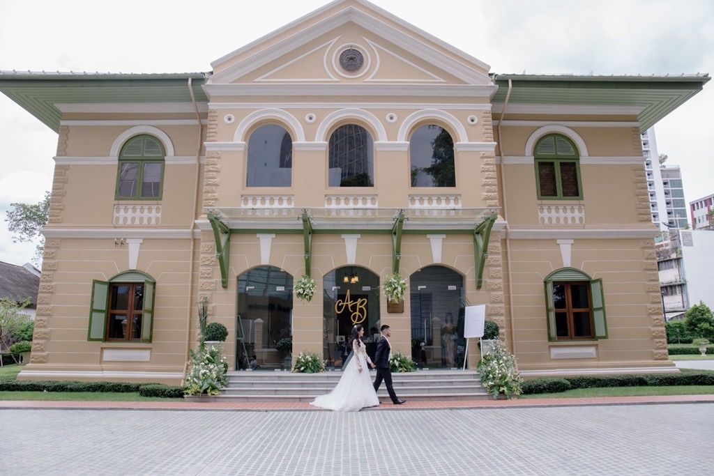 สัมผัสความทรงจำที่งดงามเหนือกาลเวลาผ่านบทความรีวิวแต่งงานบรรยากาศอบอุ่นในสไตล์ที่เป็นตัวเอง ณ บ้านเลขที่ ๑ (House No.1)