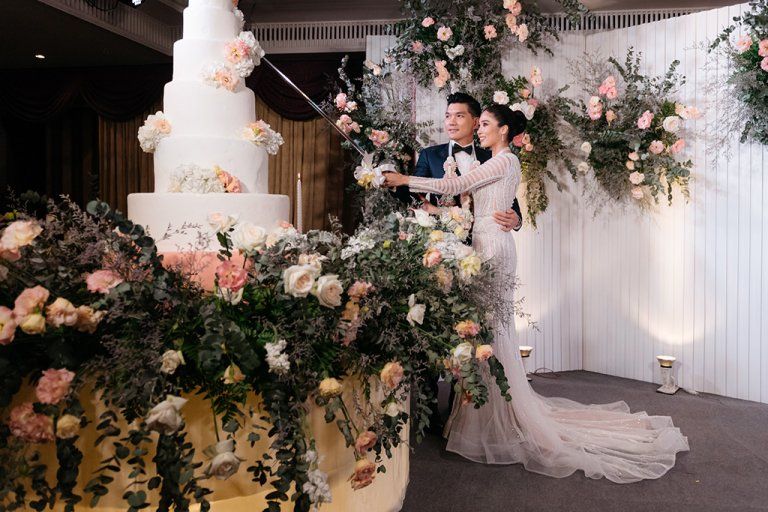 ซึมซับบรรยากาศหวาน สุดโรแมนติก ราวกับเจ้าชายและเจ้าหญิงจากโลกเทพนิยาย ผ่านการรีวิวงานแต่งงาน ณ โรงแรมรอแยล เบญจา (Royal Benja Hotel)