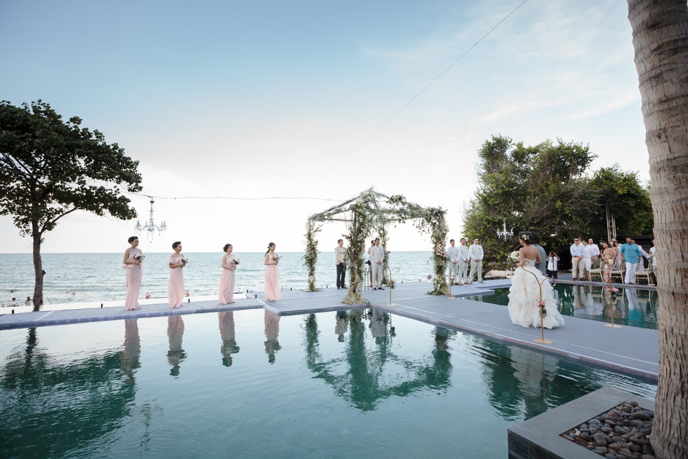 โรงแรมวี วิลล่า หัวหิน จัดงานแต่งริมทะเล หัวหิน