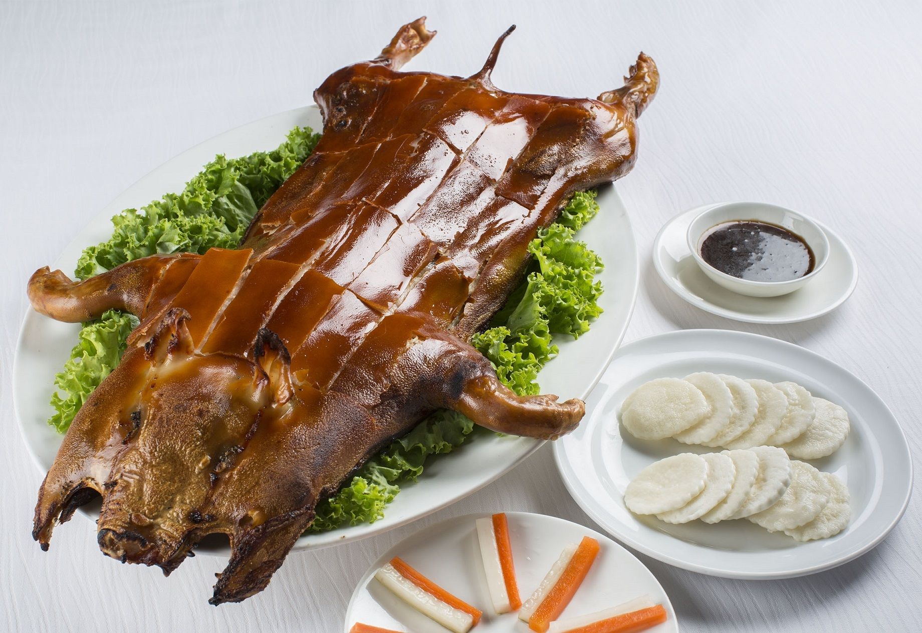 06. Barbecued Suckling Pig Two Course Shang Palace hangri La Hotel Bangkok RE