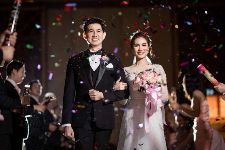 ตราตรึงใจไปกับรีวิวแต่งงานบรรยากาศแสนหวาน อบอุ่น กรุ่นกลิ่นภาพฝันอันตราตรึง @ณ โรงแรมปรินซ์พาเลซ (Prince Palace Hotel)