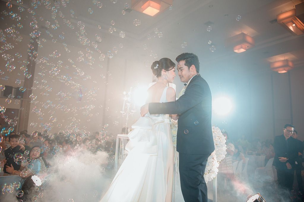 แต่งแต้มสีสันแห่งความสุขและโรแมนติก ผ่านการรีวิวแต่งงานในบรรยากาศสบาย ๆ ริมทะเล ณ โรงแรมรีเจ้นท์ ชะอำ หัวหิน (Regent - Chaam, Hua Hin)