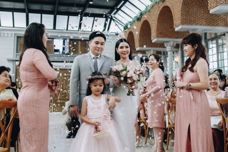 งดงาม ประทับใจ ไปกับรีวิวแต่งงานบรรยากาศชวนฝัน @วาระเวลา VARAVELA Garden Hall