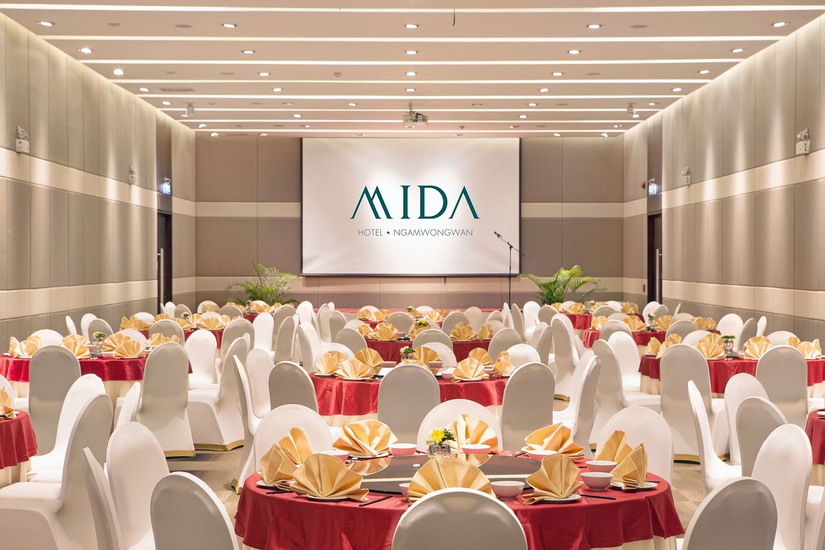 โรงแรมไมด้า งามวงศ์วาน สถานที่แต่งงานราคาไม่แพง