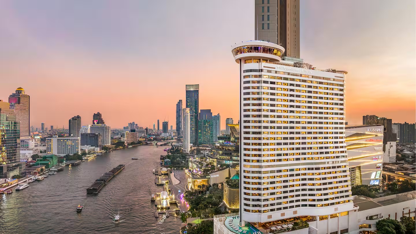 Millennium Hilton Bangkok สถานที่แต่งงานจัดงานแต่งงานริมน้ำ รองรับแขกถึง 700 คน