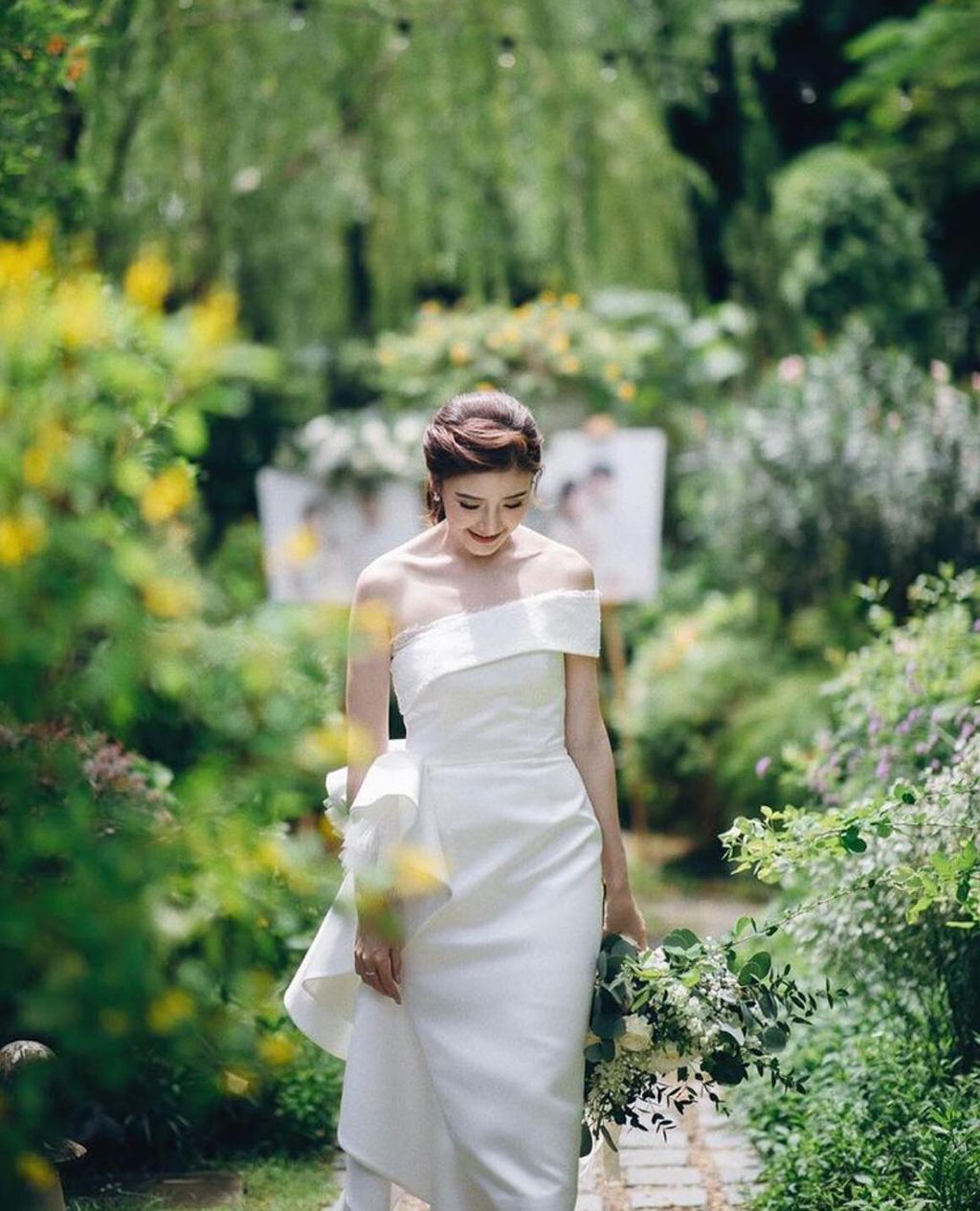 ร้านเช่าชุดเเต่งงาน Whizvbridal 1