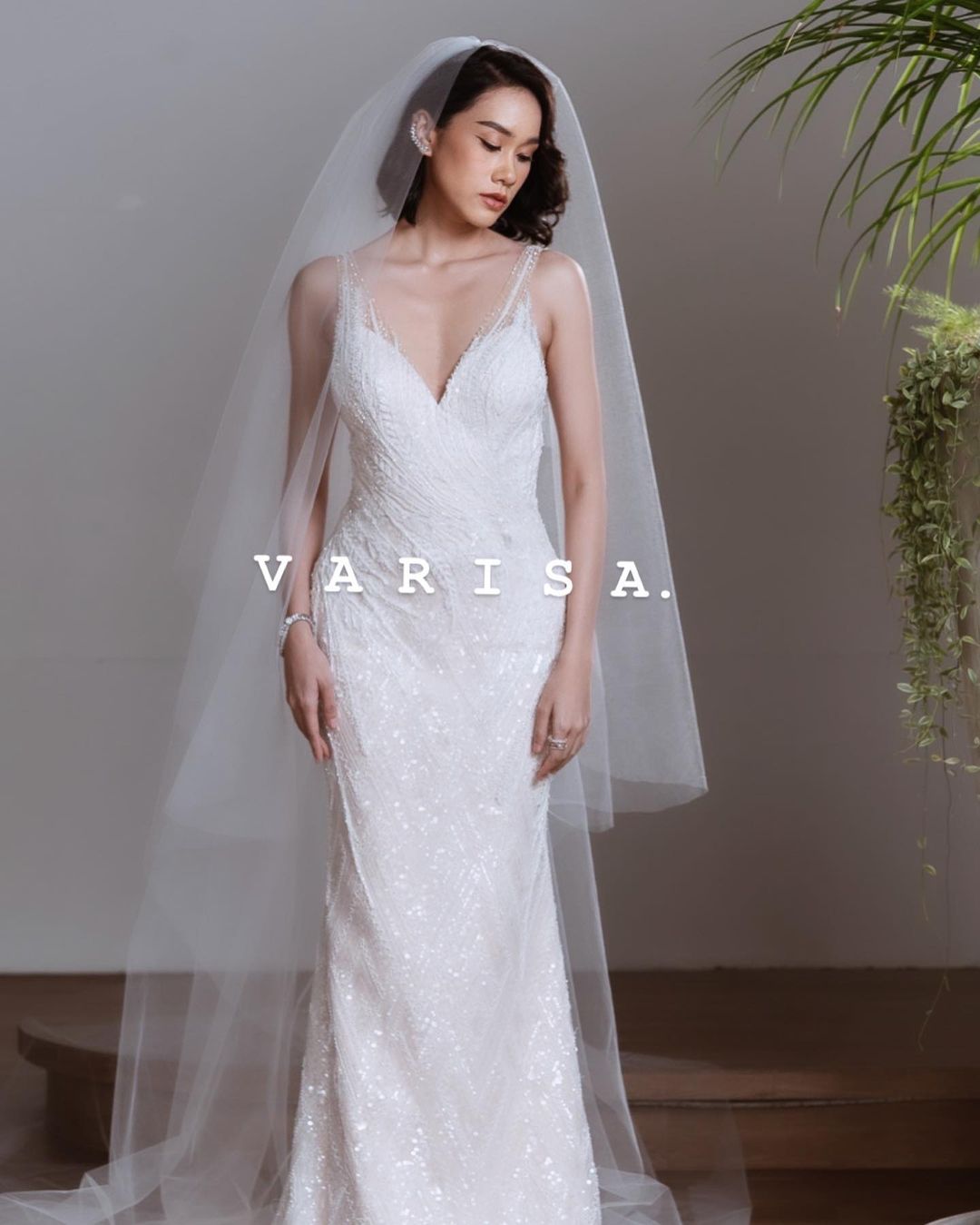 ร้านเช่าชุดเเต่งงาน varisaweddingdress 1