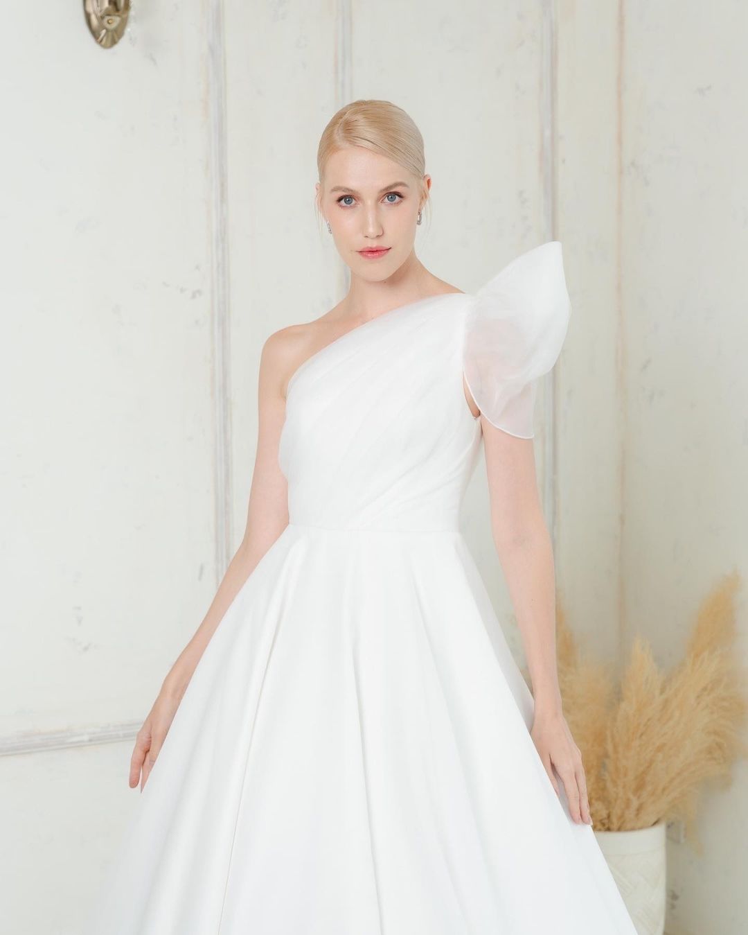 ร้านเช่าชุดเเต่งงาน thames_officialth 1