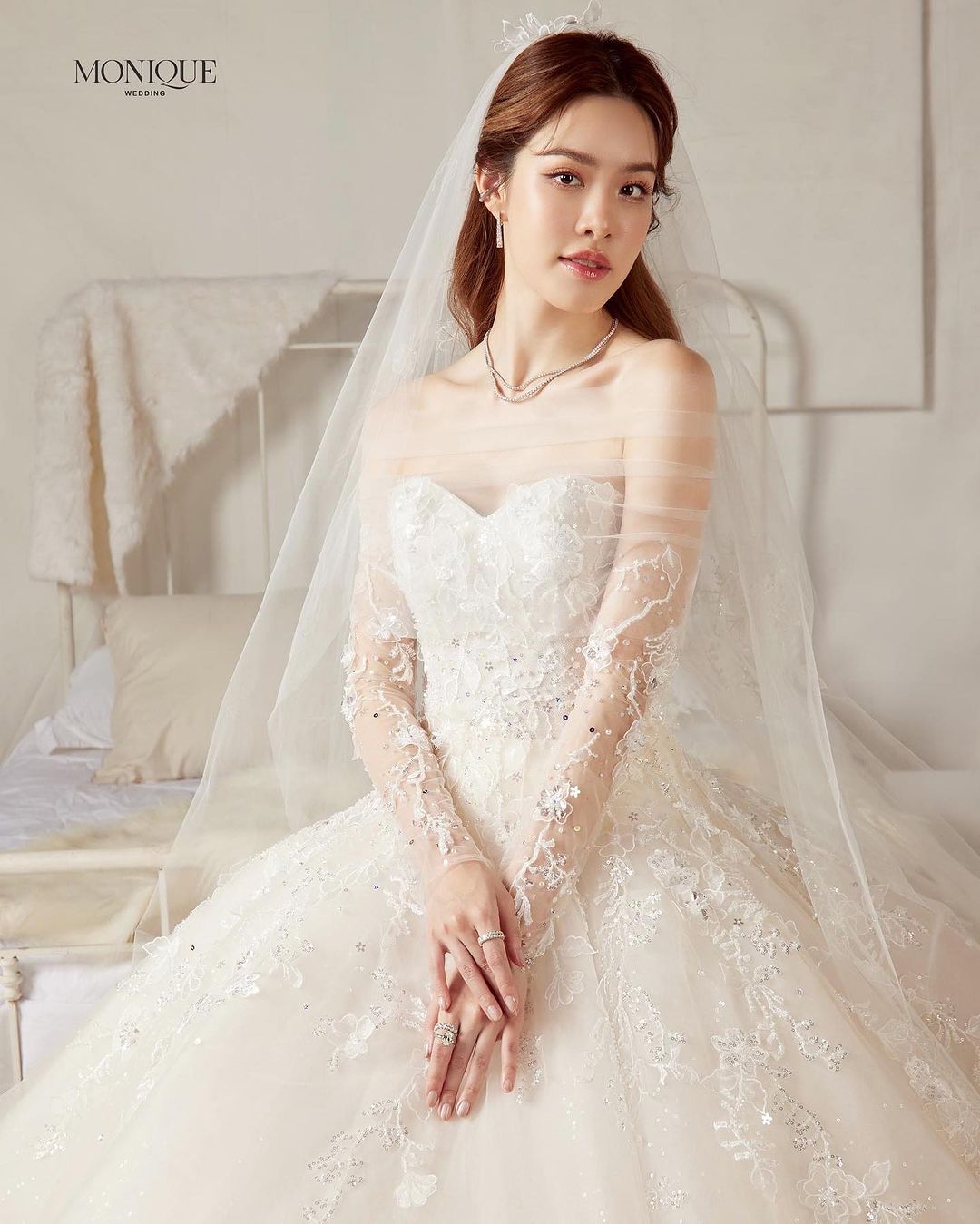 ร้านเช่าชุดเเต่งงาน Moniqueweddingbkk 3