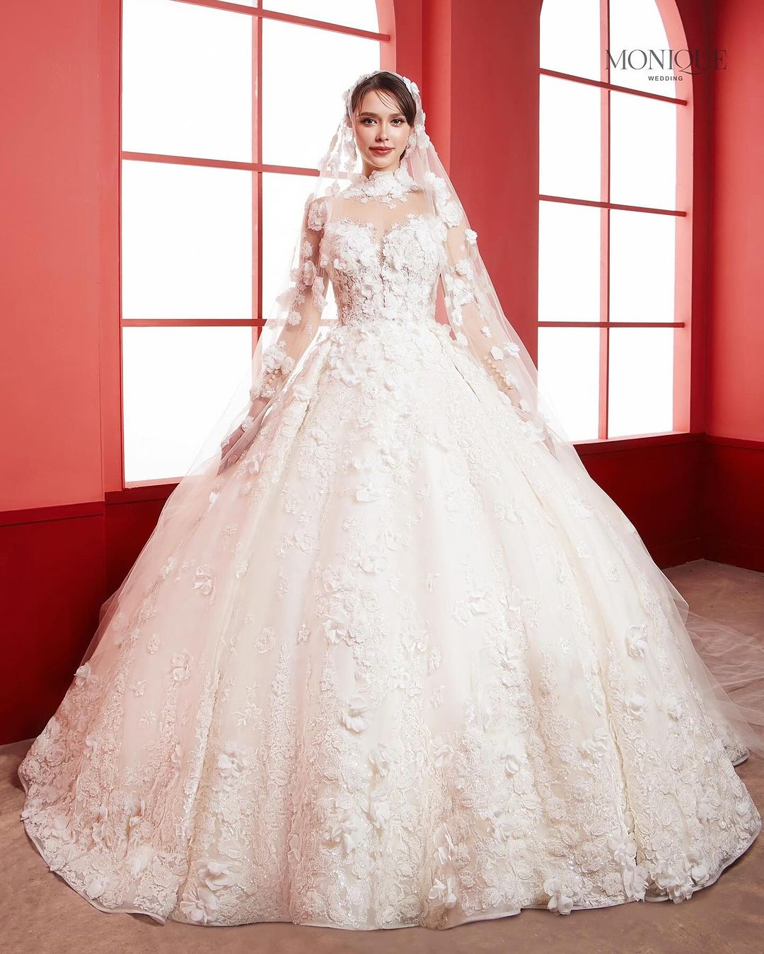 ร้านเช้าชุดเเต่งงาน Moniqueweddingbkk 1