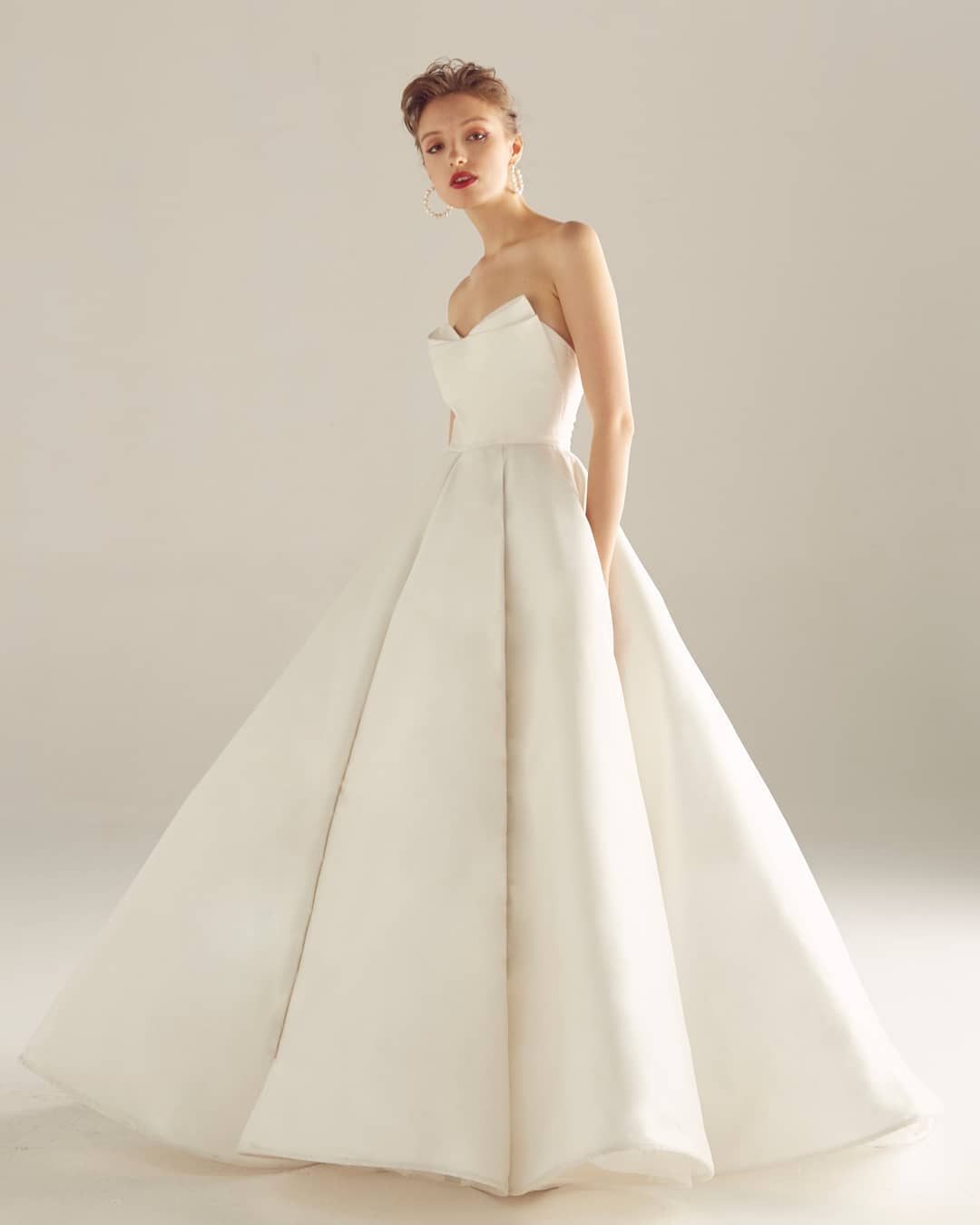 ร้านเช่าชุดเเต่งงาน Nichp 4