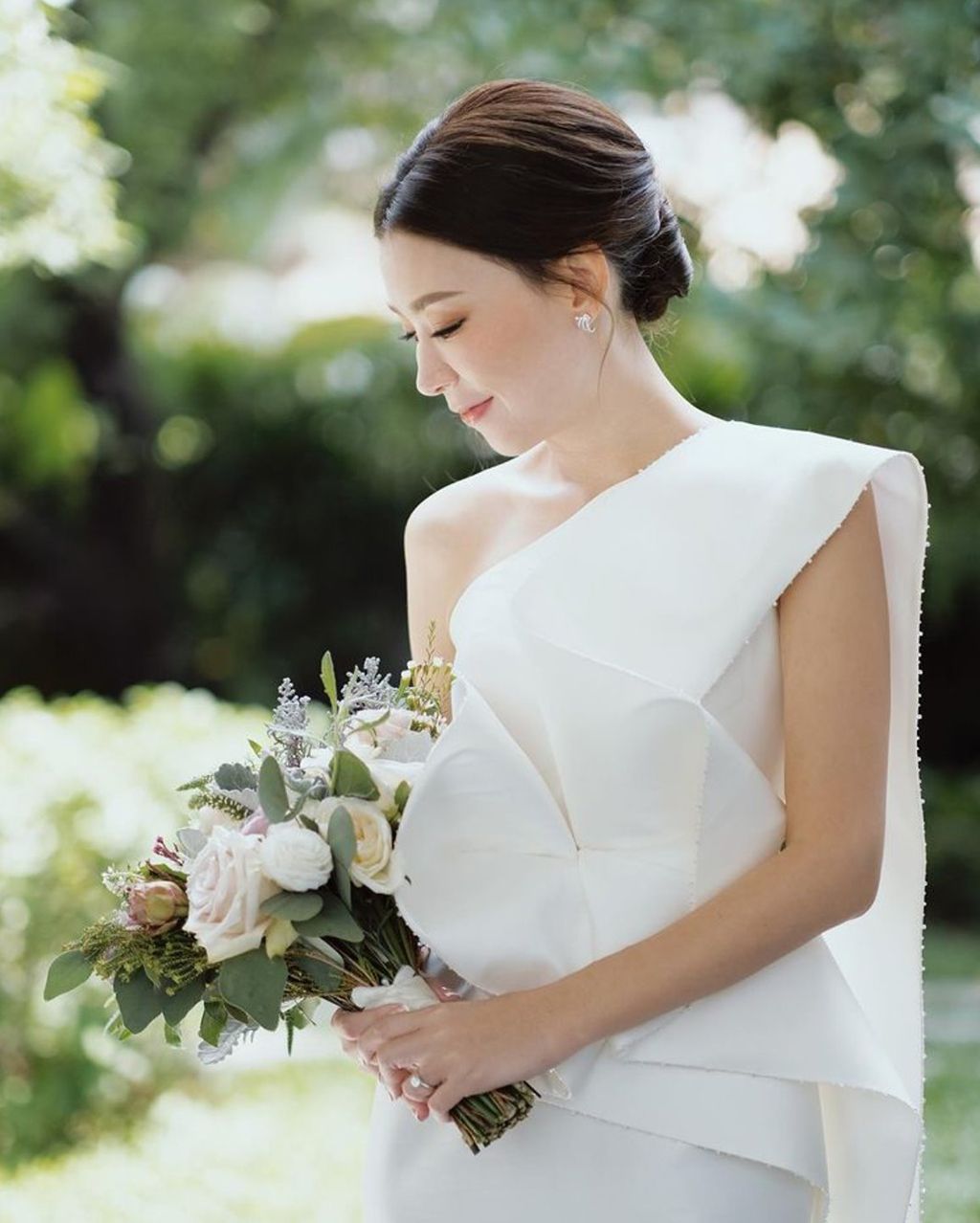 ร้านเช่าชุดเเต่งงาน Panya Project 4