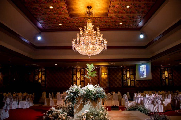จัดงานแต่งงานโรงแรมอเล็กซานเดอร์ รามคําแหง (Alexander Hotel Bangkok) ห้องจัดเลี้ยง 2 ห้อง 2 สไตล์ครบถ้วนทั้งพิธีการและงานเลี้ยงในที่เดียว พร้อมบริการแพ็กเกจแต่งงานในราคาที่จับต้องได้