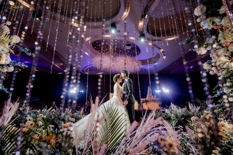 หรูหรา ประทับใจในทุกช่วงเวลาไปกับรีวิวแต่งงานบรรยากาศแสนหวาน @CDC Crystal Grand Ballroom