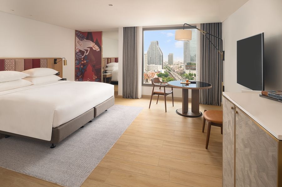 พักยาว ในราคาเบาๆ เริ่มต้นคืนละ 1,000 บาทสุทธิ กับแพ็กเกจ 7-NIGHT STAY ที่ โรงแรมมณเฑียร สุรวงศ์ กรุงเทพฯ