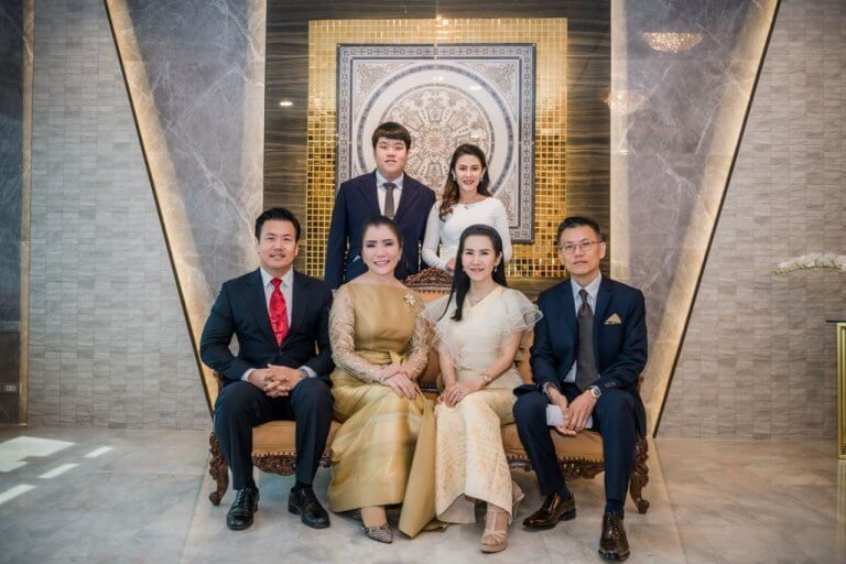 พบกับทุกความลงตัวที่แสนอบอุ่นหัวใจในรีวิวงานแต่งงานจากโรงแรมอเล็กซานเดอร์ (Alexander Hotel Bangkok)