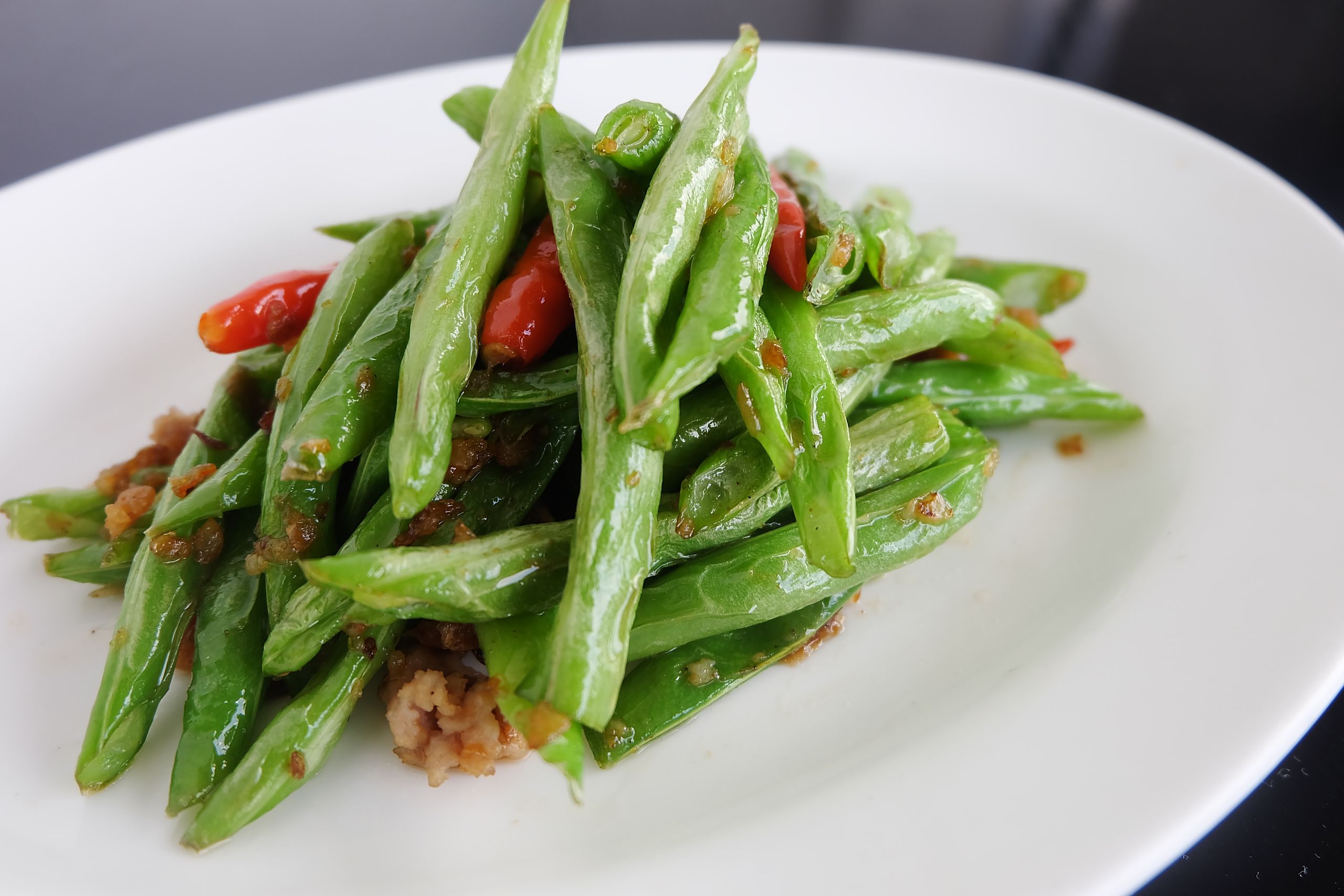 Sauteed green beans with minced pork in X.O. chili sauce 06