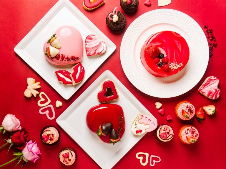 มื้อพิเศษสุดแสนโรแมนติกช่วงวันวาเลนไทน์ ณ คราวน์ พลาซ่า กรุงเทพฯ ลุมพินี พาร์ค