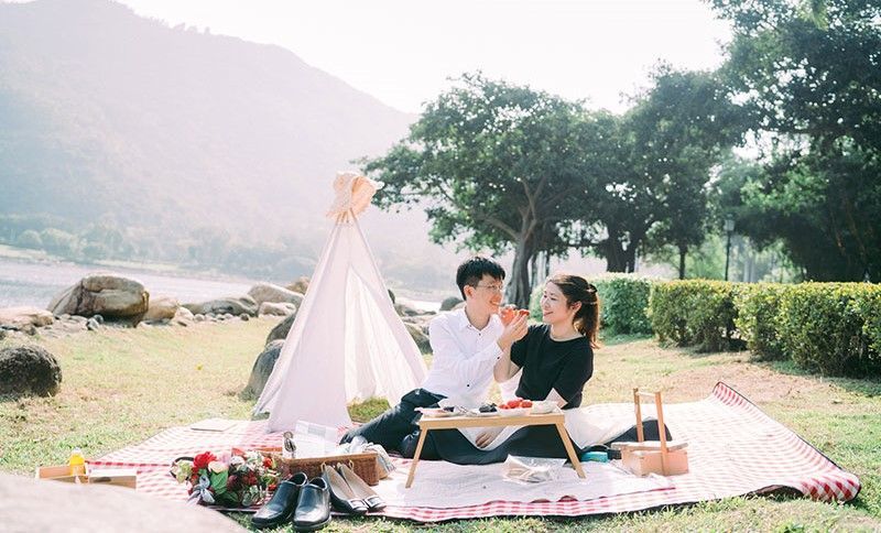 Michelle Kwok Photography Hong Kong engagement pre wedding picnic outdoor casual romantic Helena Eugene 01cap 1