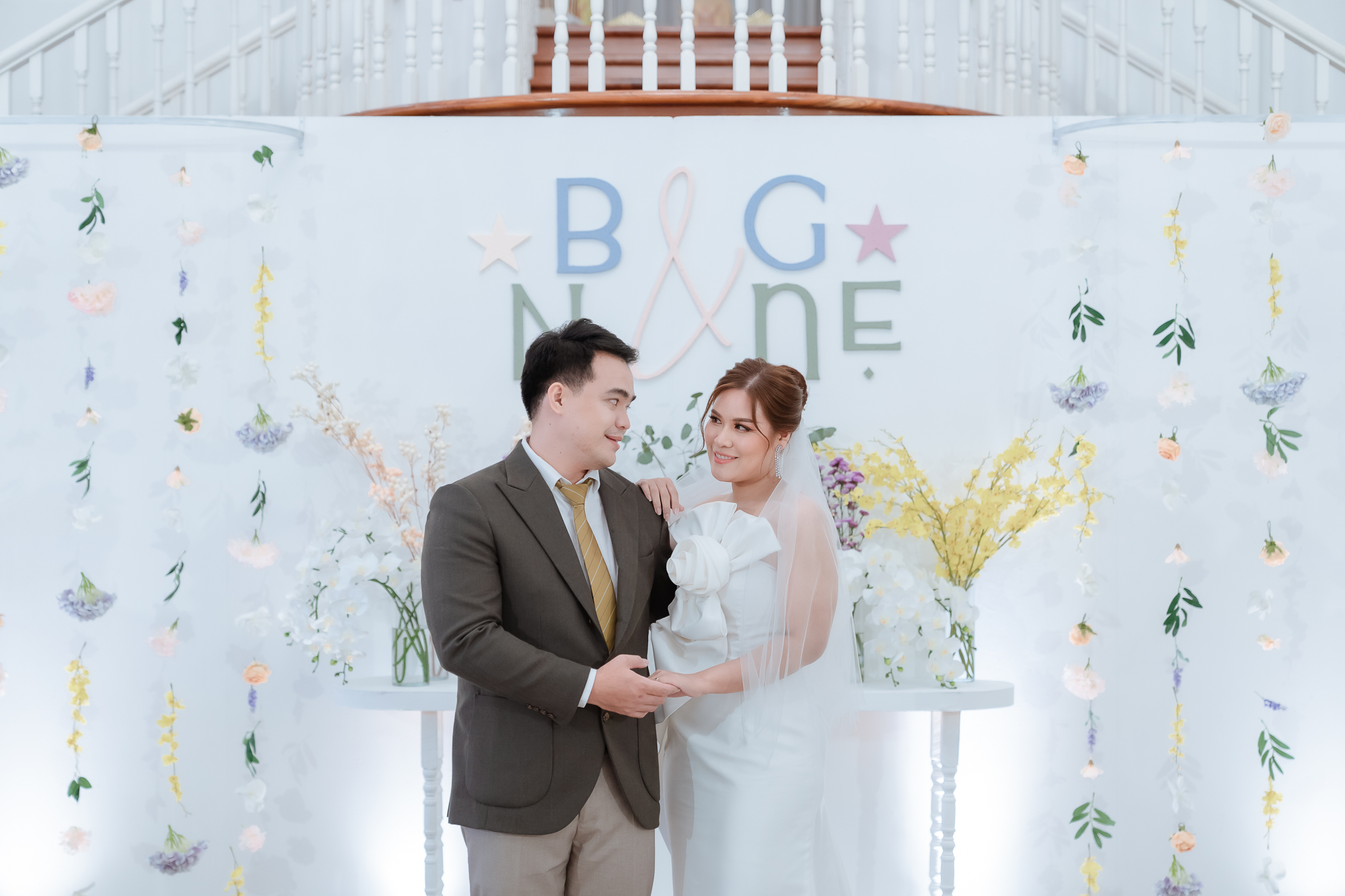 รีวิวงานแต่งธีมดอกไม้ผสานคฤหาสน์โคโลเนียล ณ รัตนพิมาน พระราม 5