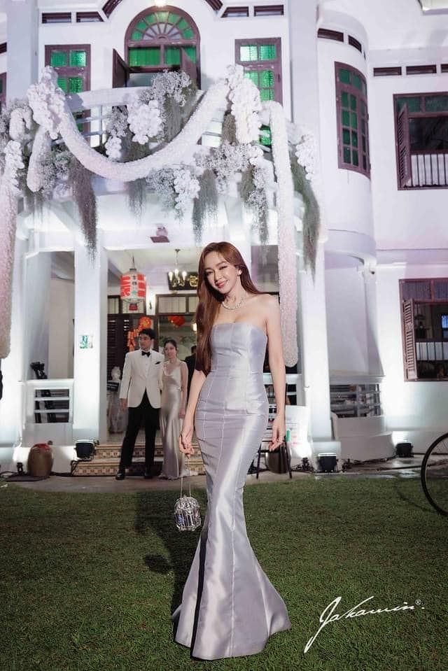 เป้ย ปานวาด ร่วมงานแต่งปอย