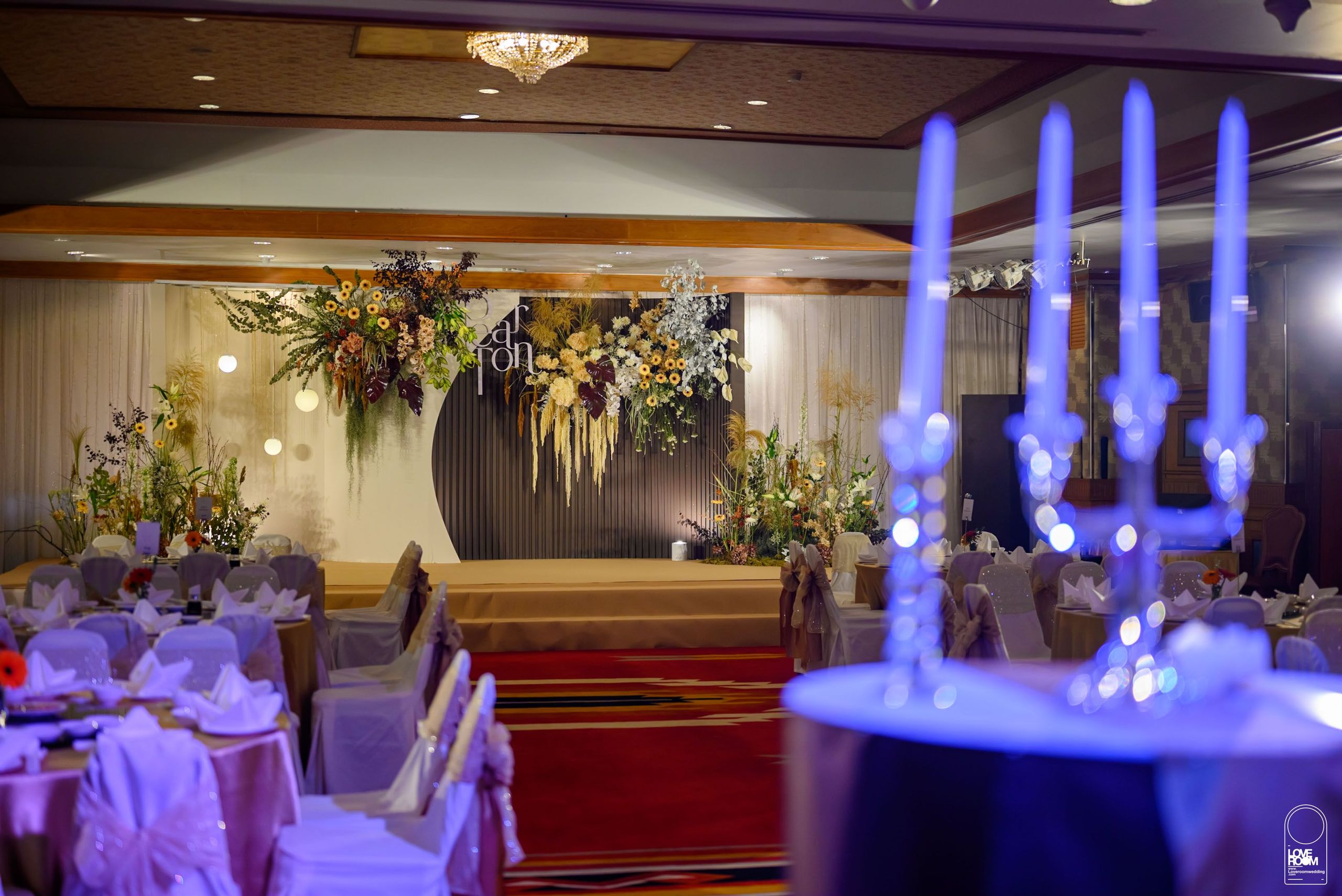 แบ็คดร็อป แต่งงาน