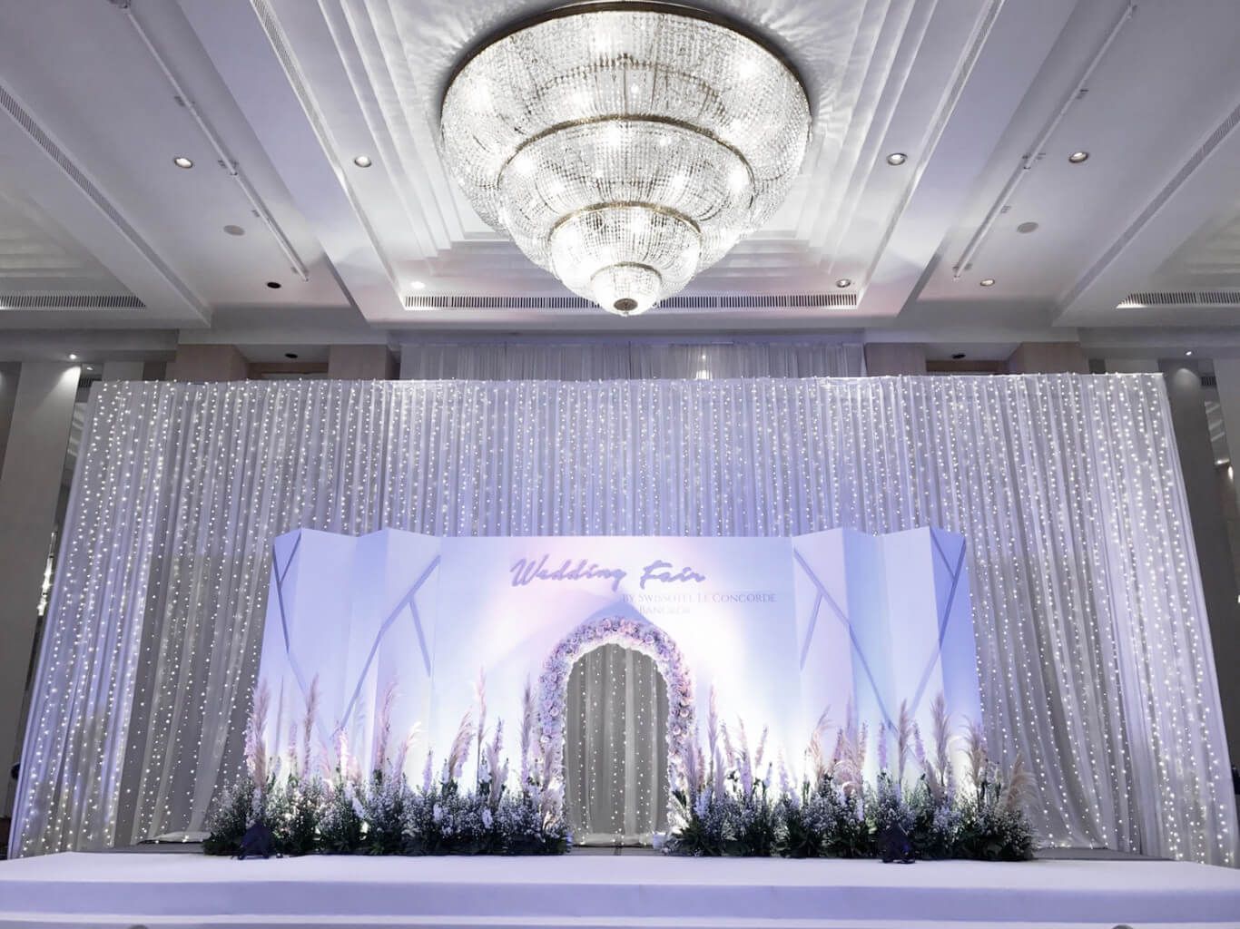 แบ็คดรอปแต่งงาน