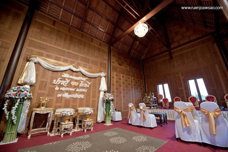 บรรยากาศงานแต่งงานเช้าในสวน ร่มรื่น อบอุ่น ที่เรือนเจ้าสาว
