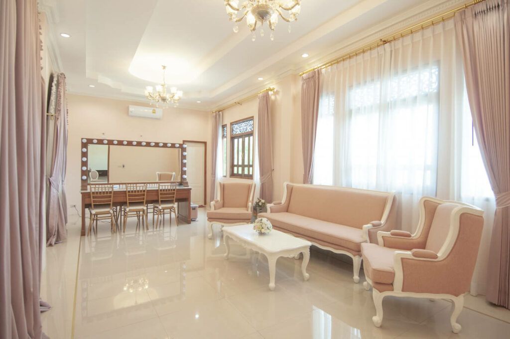 จัดงานหมั้น