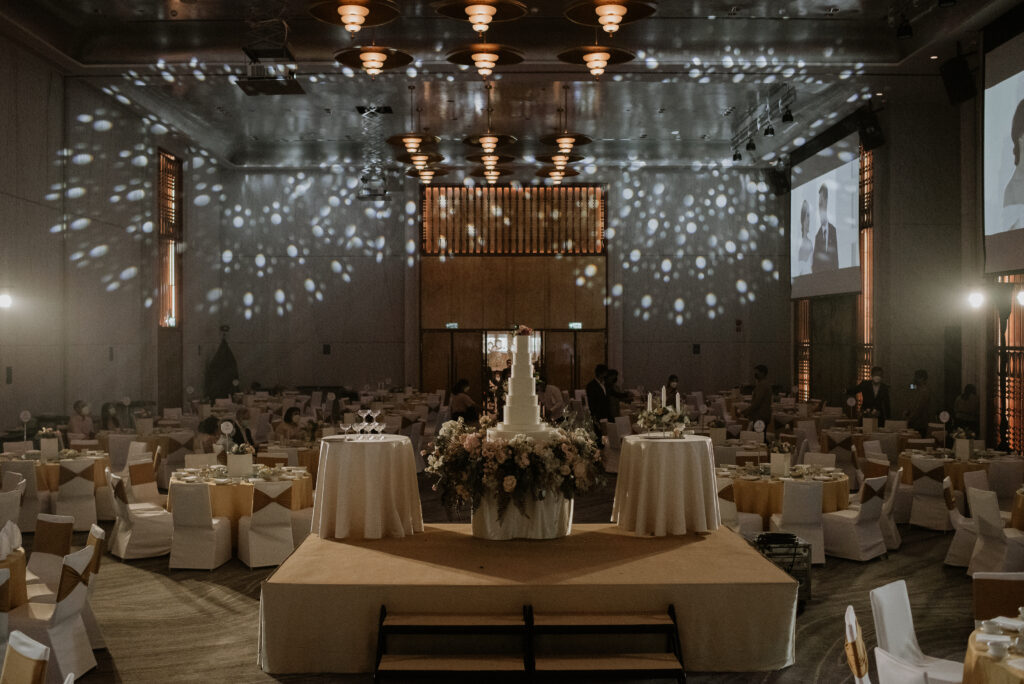 ห้องจัดเลี้ยงงานแต่งที่ Millennium Hilton Bangkok สถานที่แต่งงานคลองสาน