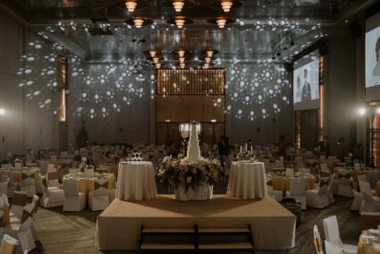 ห้องจัดเลี้ยงงานแต่งที่ Millennium Hilton Bangkok สถานที่แต่งงานคลองสาน