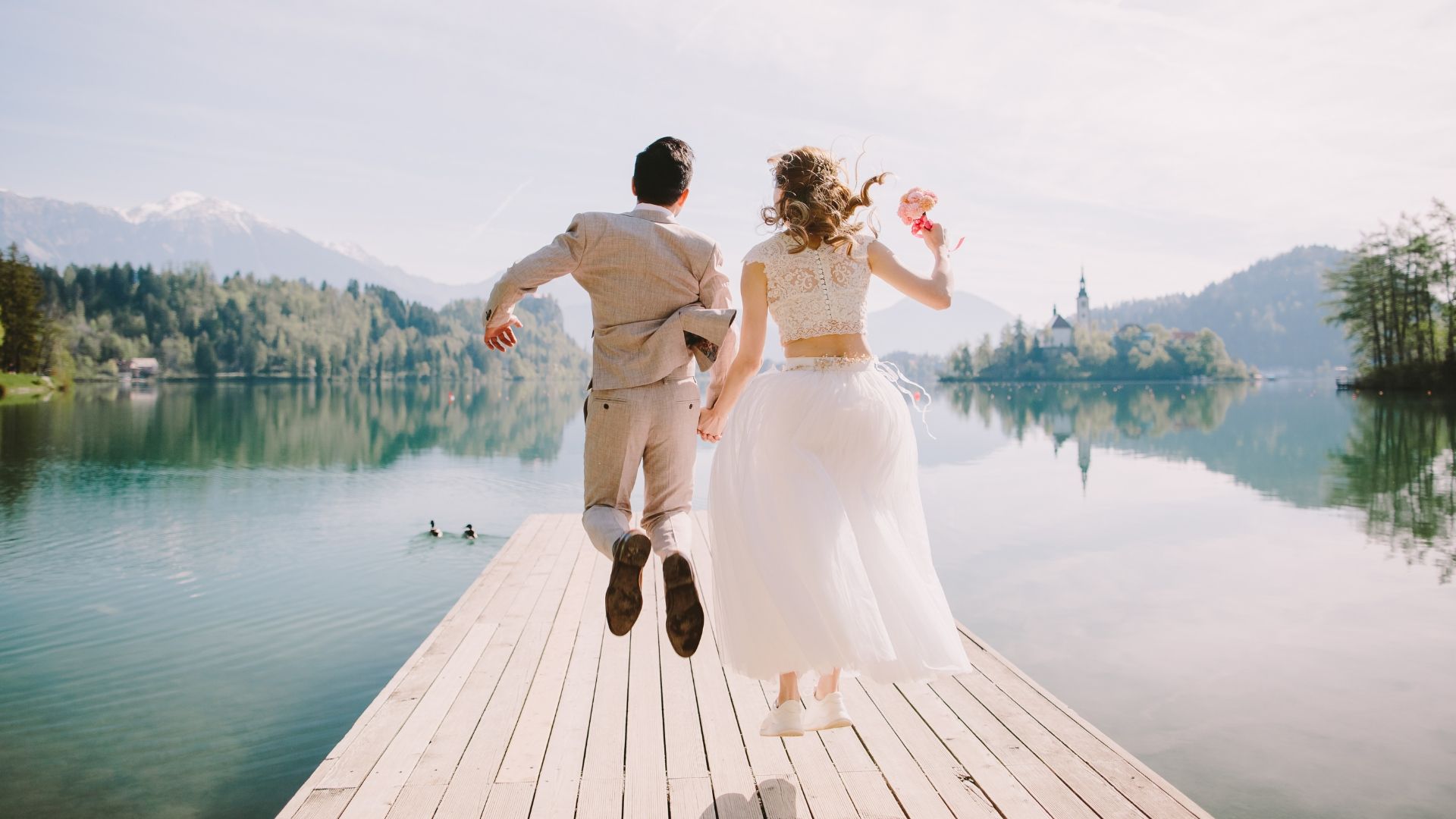 แพ็กเกจท่องเที่ยวฮันนีมูน ของขวัญแต่งงานสุดปัง