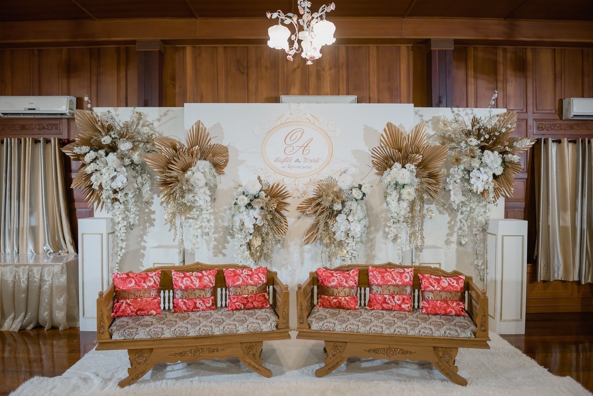 เรือนไทยแห่งนี้สามารถจัดงานได้ทั้งในรูปแบบพิธีเช้า-เที่ยงหรืองานฉลองเย็นอย่างเดียว