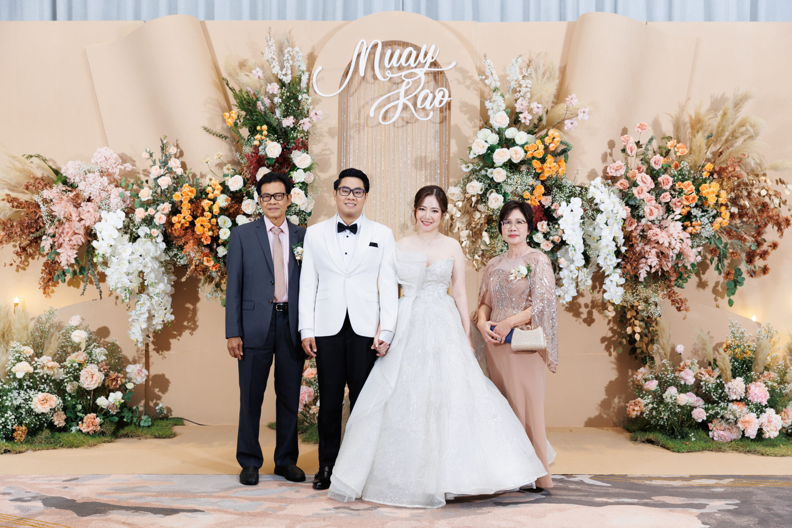 งานแต่งคุณหมวยกับคุณเก้า