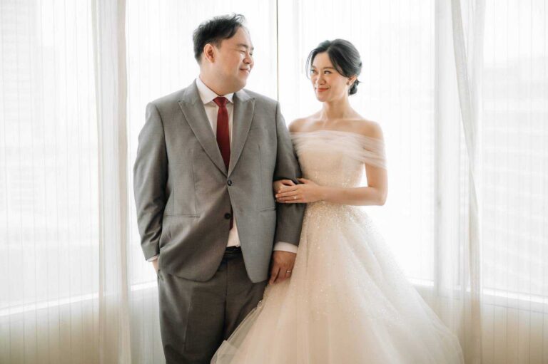 รีวิวแต่งงานธีม Pastel & Flower ท่ามกลางบรรยากาศสุดหวานชื่น @Holiday Inn Bangkok Silom