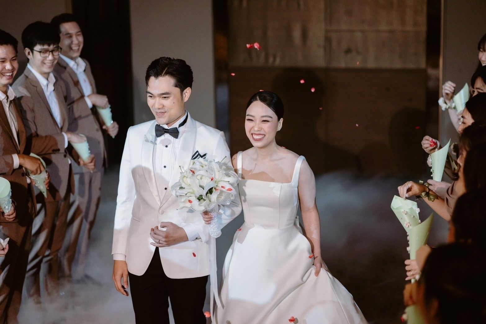 คุณเปียว&คุณผักบุ้ง รีวิวแต่งงาน CDC Ballroom สถานที่แต่งงานรามอินทรา