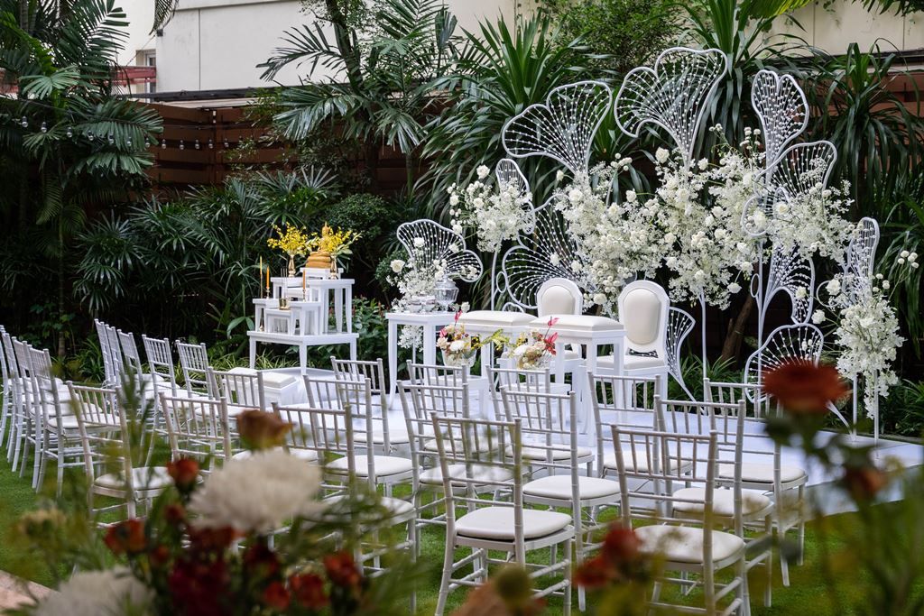 จัดงานแต่งแบบ outdoor โรงแรม Marriott Executive Apartments Park