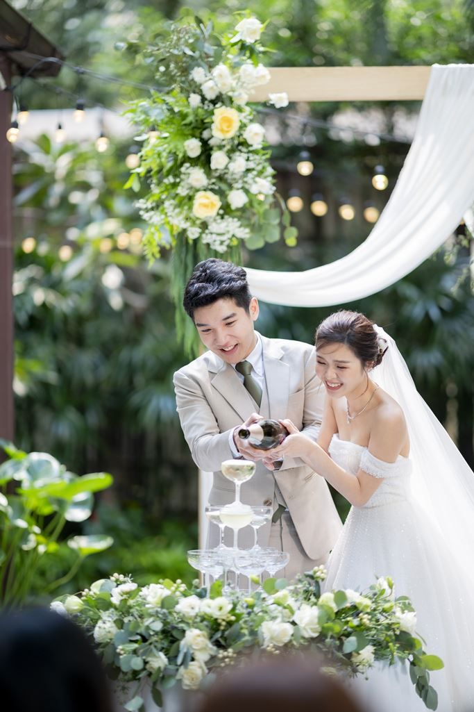 จัดงานแต่งแบบ outdoor โรงแรม Marriott Executive Apartments Park