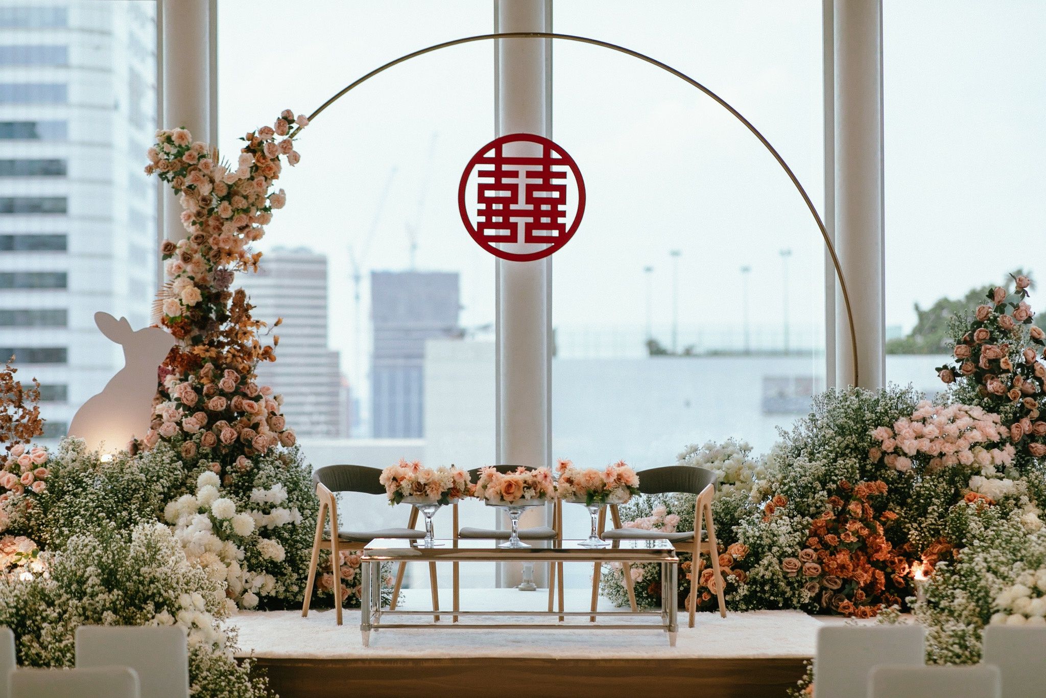 จัดงานแต่งธีมสีแดง ณ Gaysorn Urban Resort