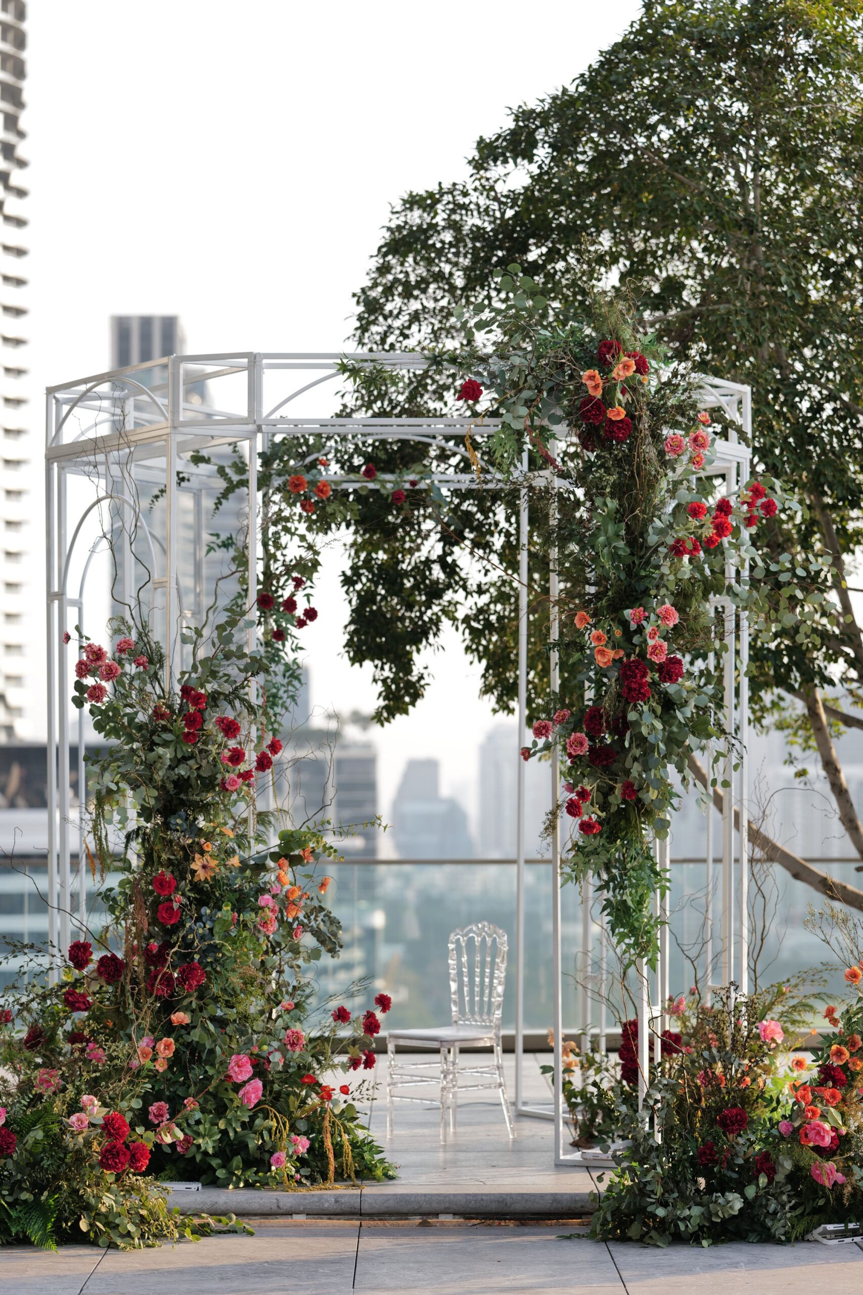 จัดงานแต่งธีมสีแดง ณ Gaysorn Urban Resort