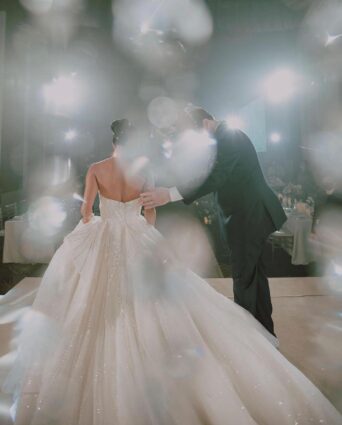 ชุดแต่งงานร้าน Varisa Weddingdress