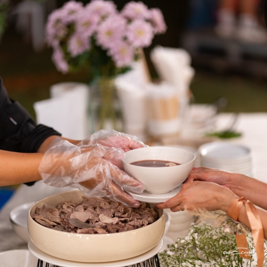 DeeCatering รับจัดเลี้ยงงานแต่ง
