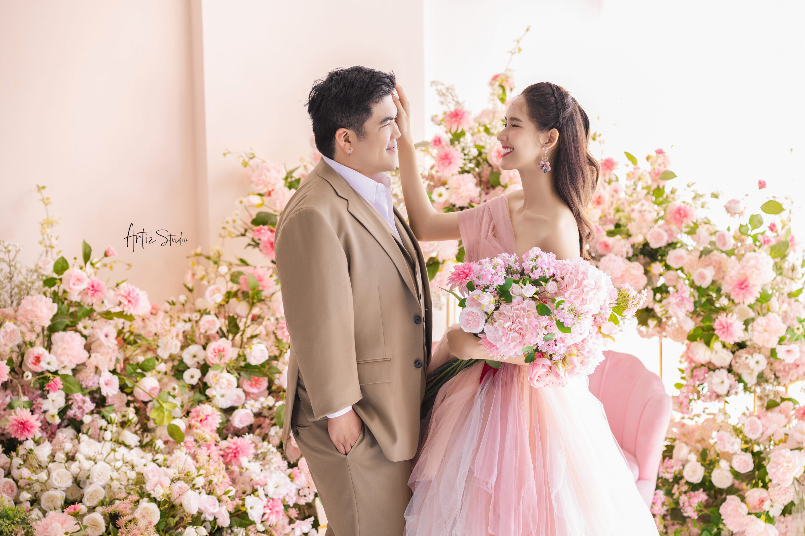 Korean Artiz Studio สตูดิโอถ่ายรูปพรีเวดดิ้งสไตล์เกาหลีในกรุงเทพ