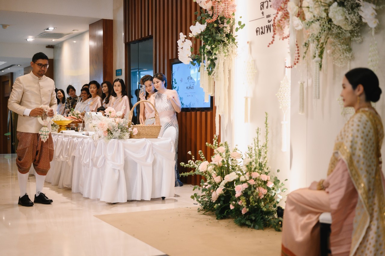 โรงแรมรอยัลปริ๊นเซส หลานหลวง รีวิวแต่งงานแต่งงาน